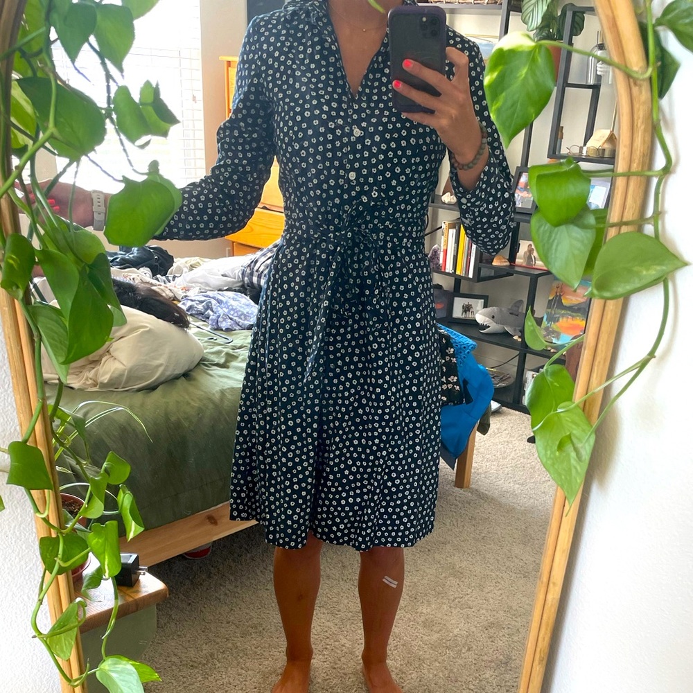 Navy blue and white floral collared button up dress with waist tie